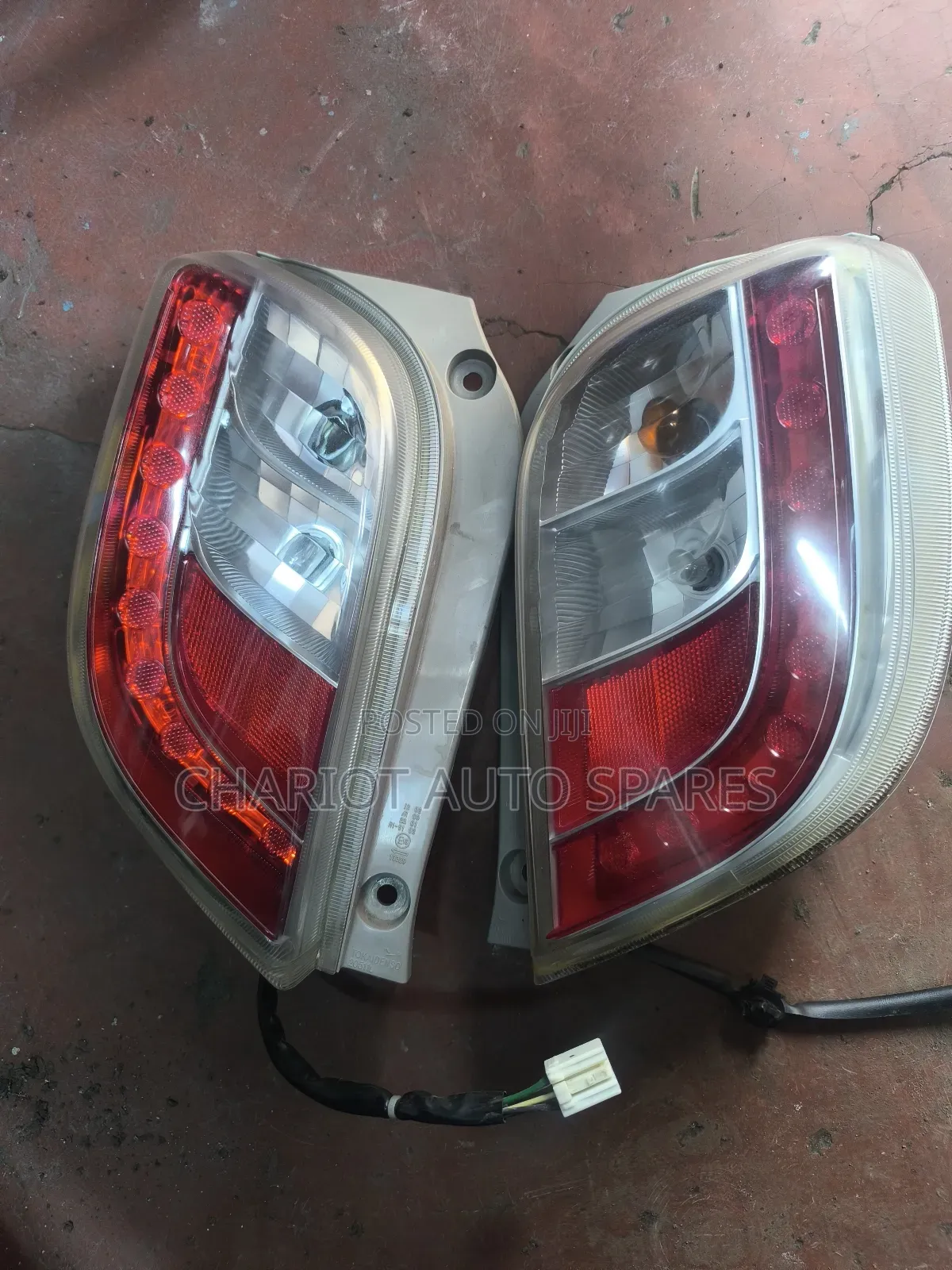 Daihatsu Mira Taillight Available