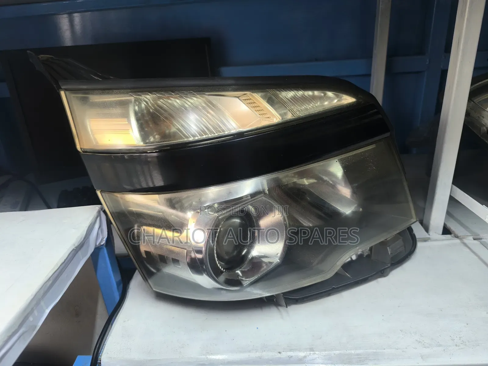 Voxy 2012 Non Xenon Headlights
