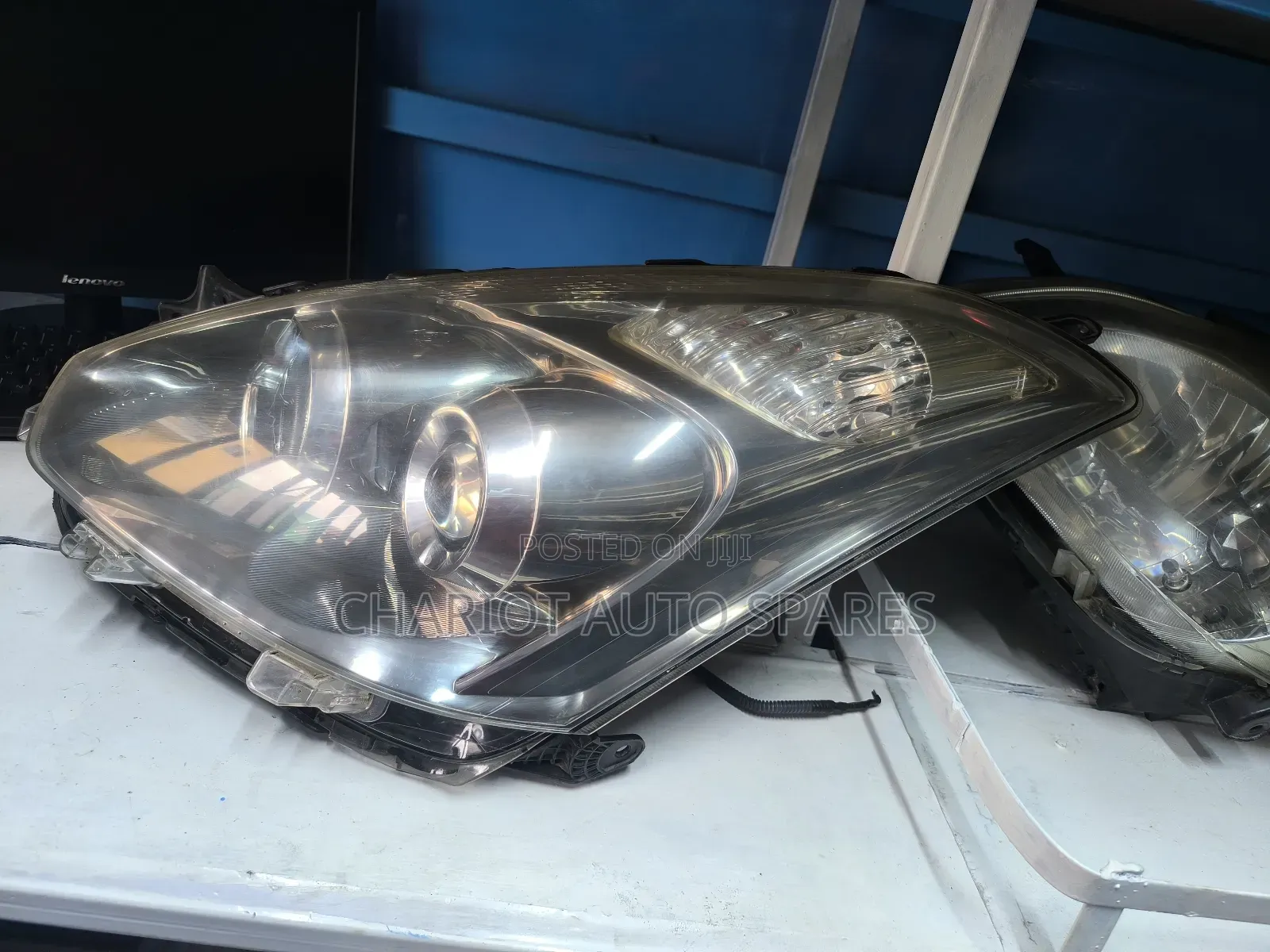 Toyota Wish 2005 Xenon Headlights