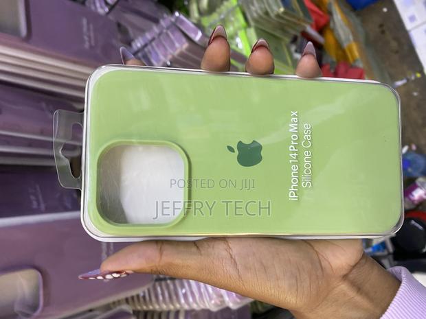 Mirkill Phone 14 Pro Max Liquid Silicone Case With Microfiber Lining - main view