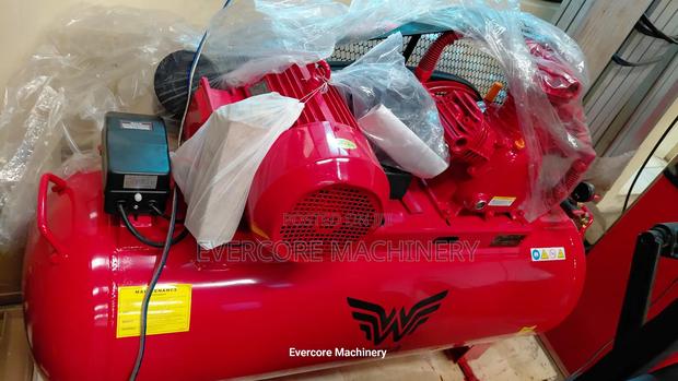 Commercial 300litres Electric Air Compressor Machine With 10hp Motor - thumbnail 2