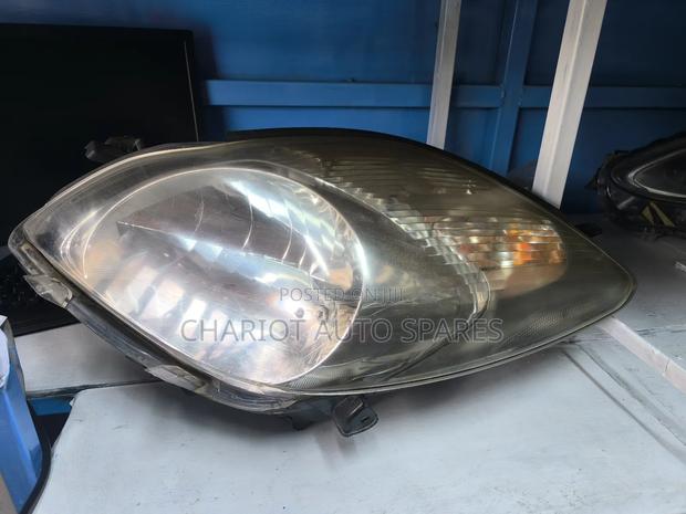 Toyota Vitz 2008 Xenon Headlights - thumbnail 2