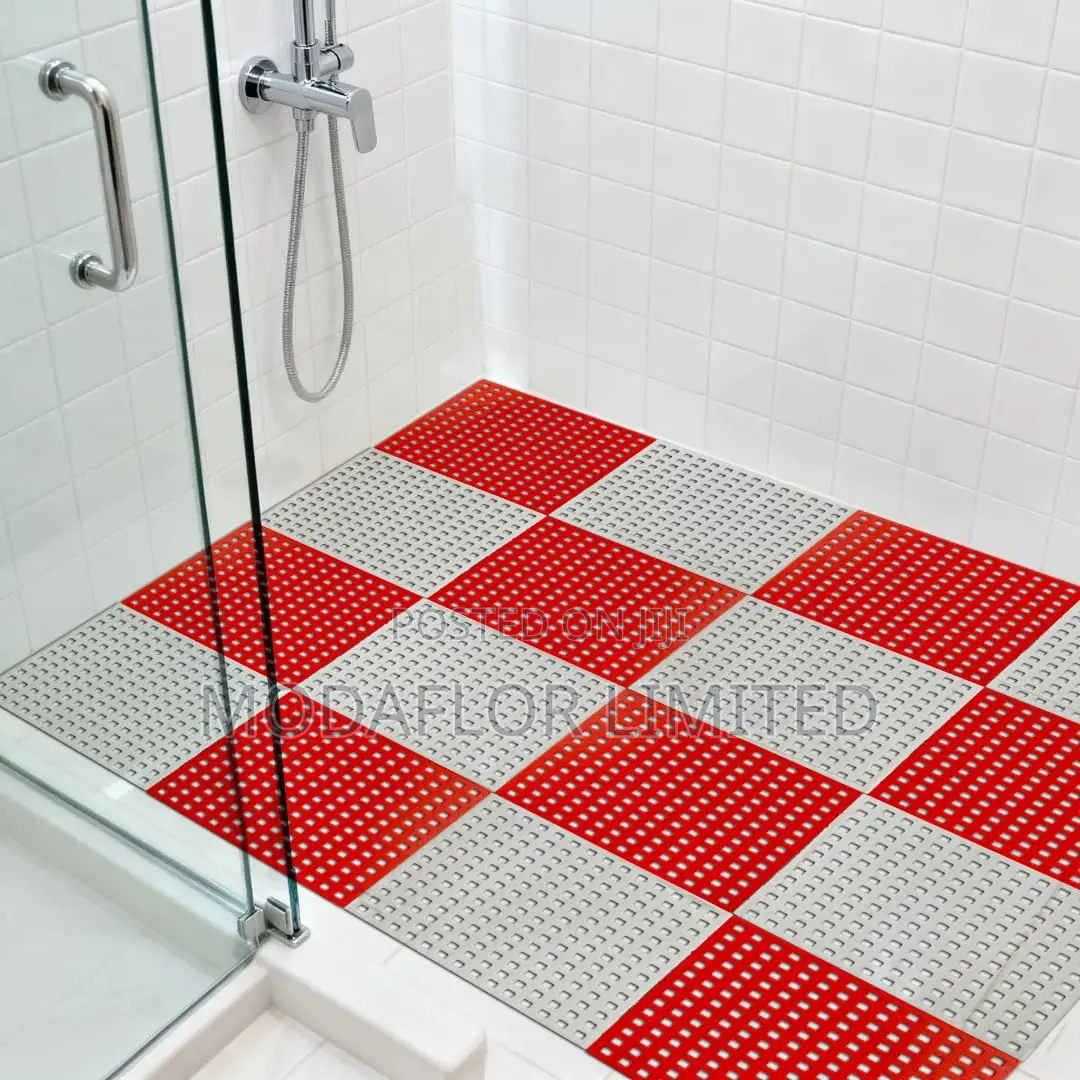 Heavy Duty Interlocking Bathroom Mats_ Safe and Durable