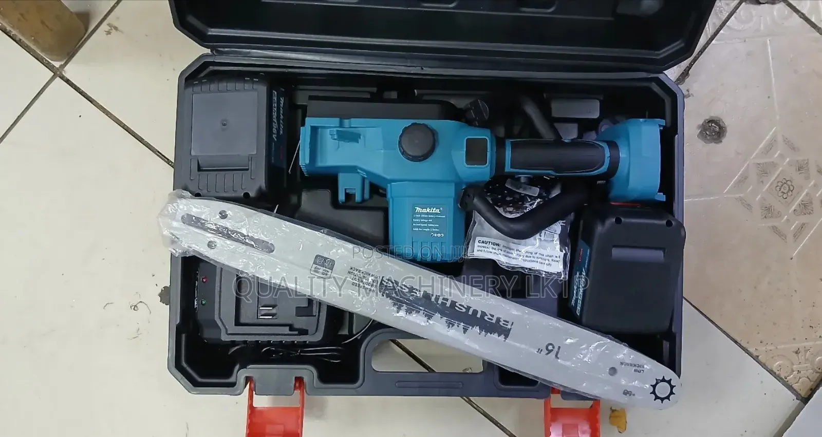 Makita Cordless Chainsaw 12"