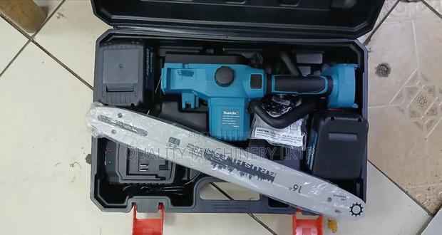 Makita Cordless Chainsaw 12"