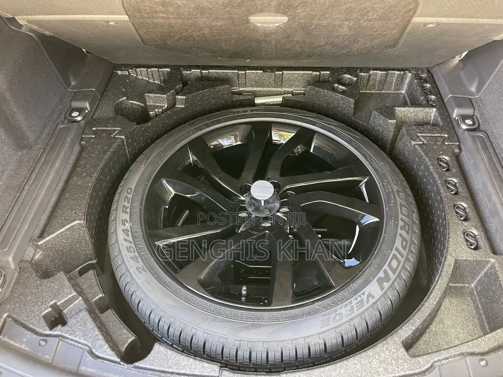 Land Rover Discovery Sport 2018 Blue