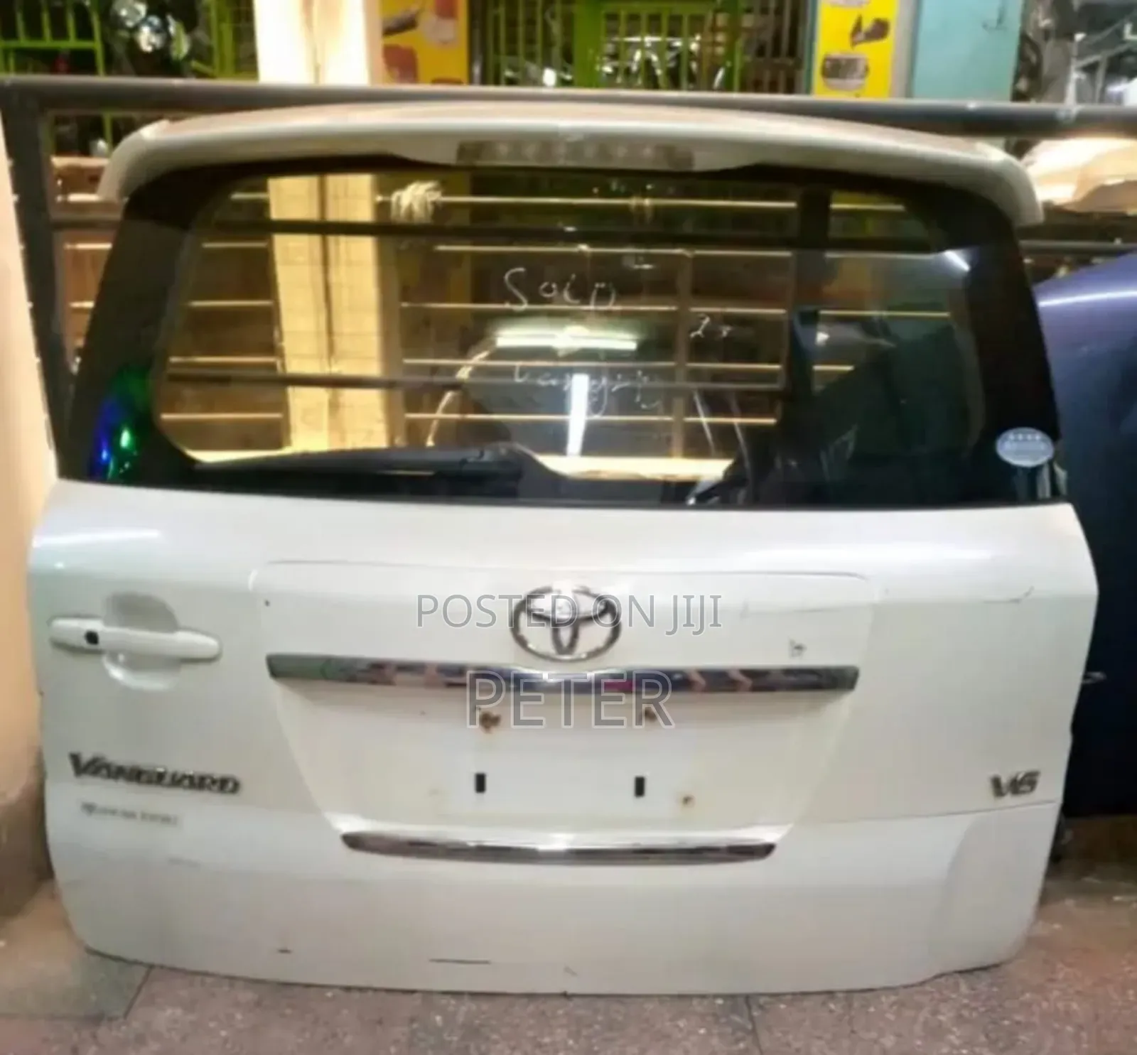 Toyota Vanguard Boot Door