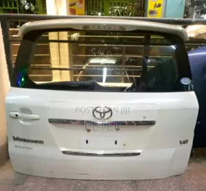 Toyota Vanguard Boot Door