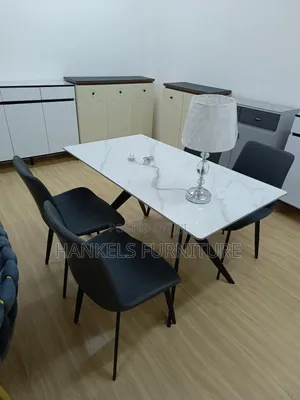 Minimalist Metal‐Leg Dining Table