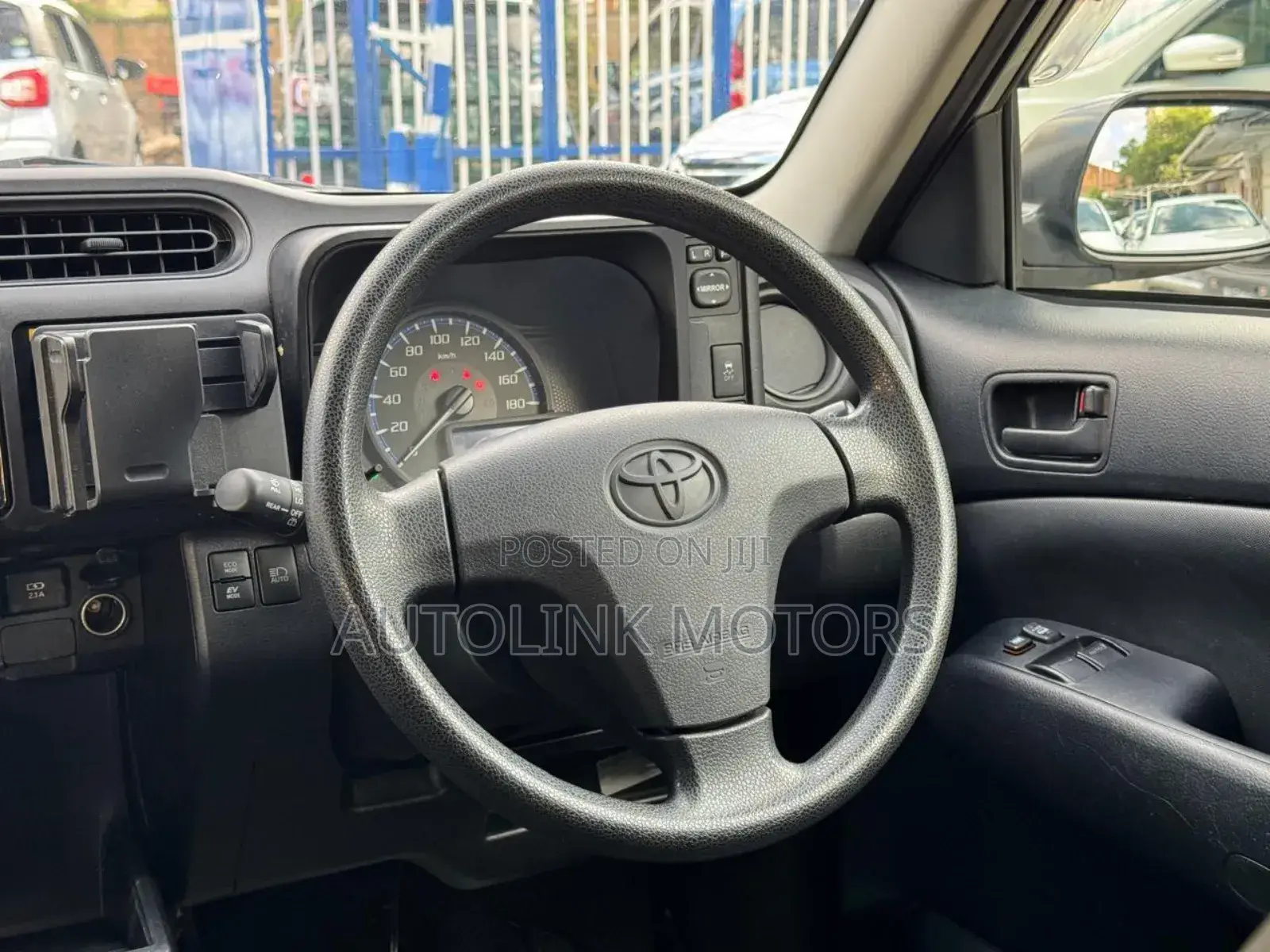 Toyota Probox 1.5 DX 2WD 2020 Silver
