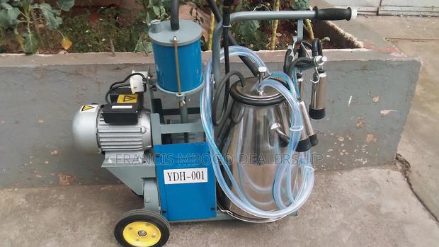 Milking Farm Machines - main view