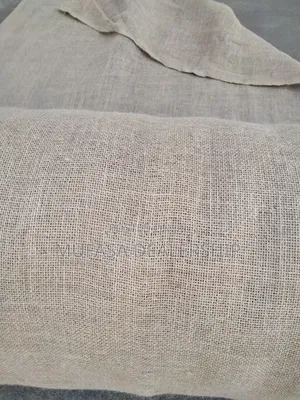 Affordable Hessian Cloth for Deco