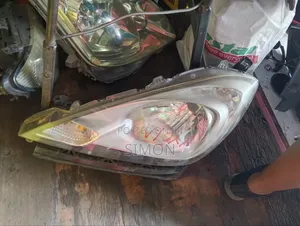 Hondafit 2010 Headlight