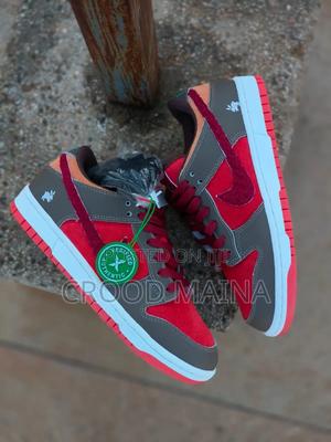 Sports Wear and Sneakers - thumbnail 2