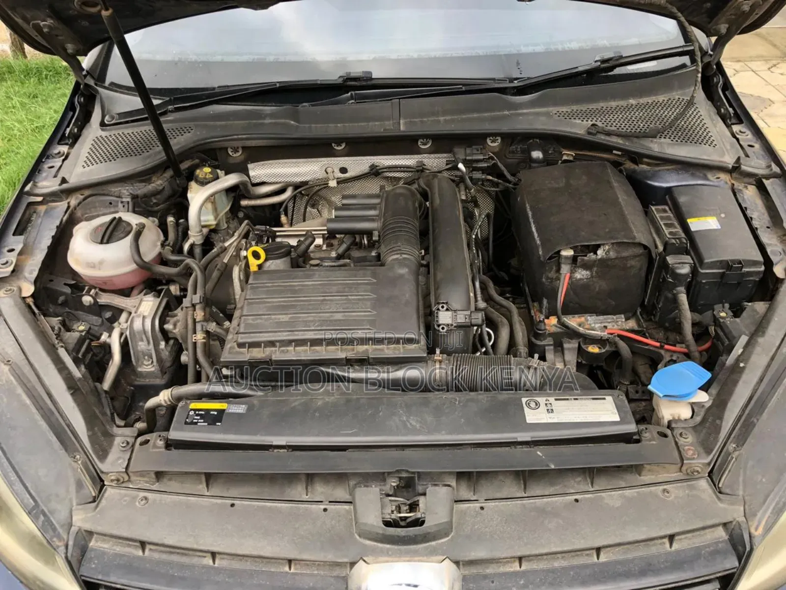 Volkswagen Golf 2014 Blue