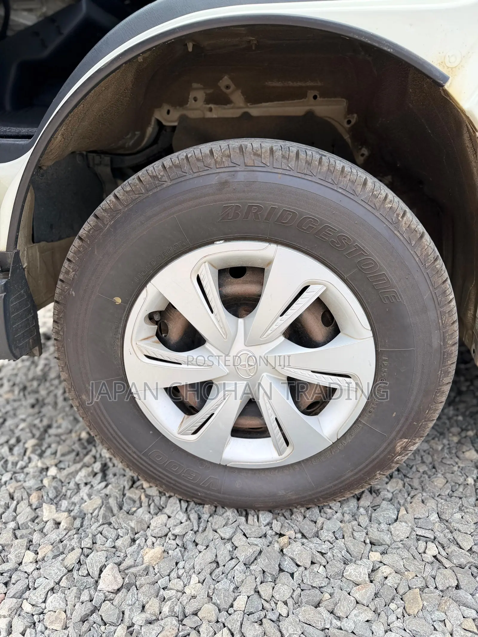 Toyota HiAce 2018 White