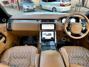 Land Rover Range Rover Vogue 2019 White