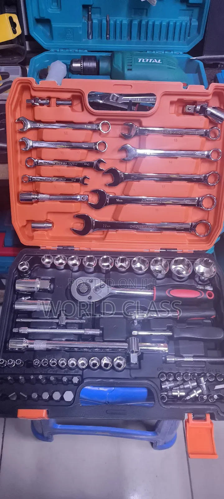 82pcs Tool Box