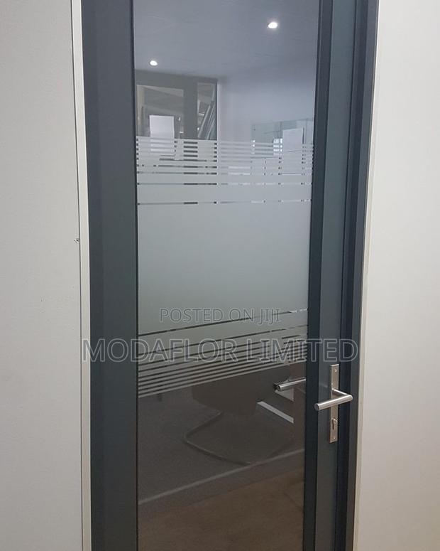 Frosted Window Shield _ Prevents Direct Peeping - main view