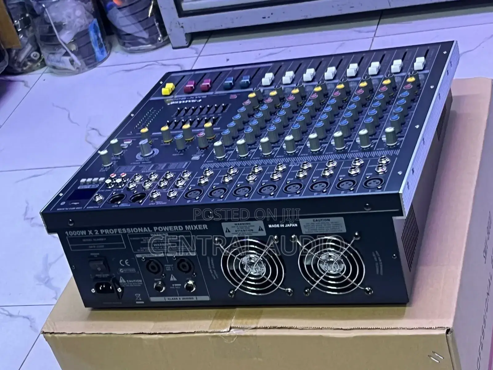 SMX 8channel Powered Mixer