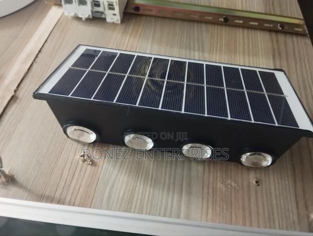 Classic Solar Wall Brackets 4 Eyes - thumbnail 3