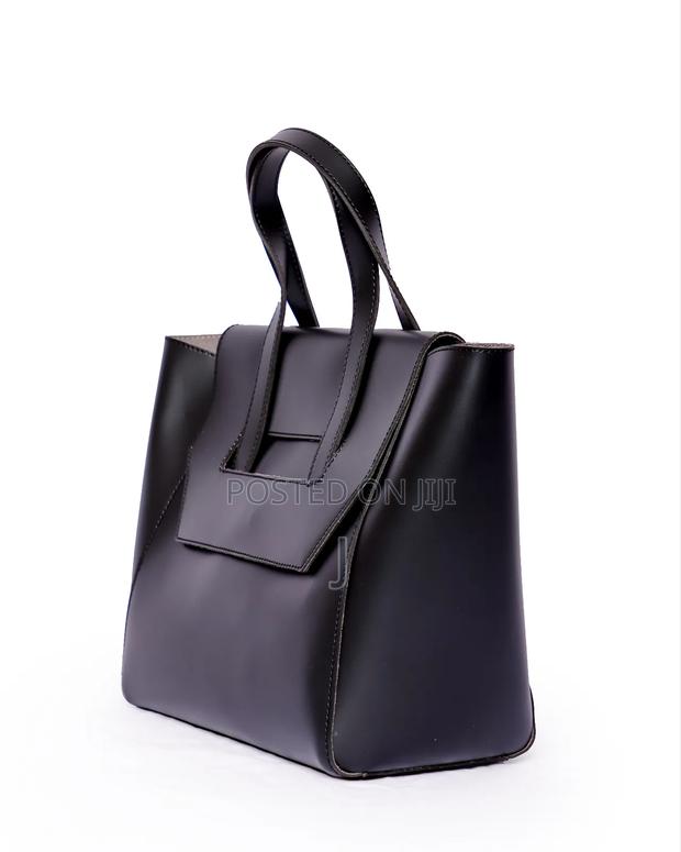 Quality Handbags - thumbnail 2