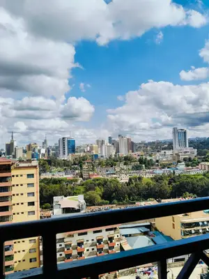 Spacious 2bdrm Available in Parklands at Per Day