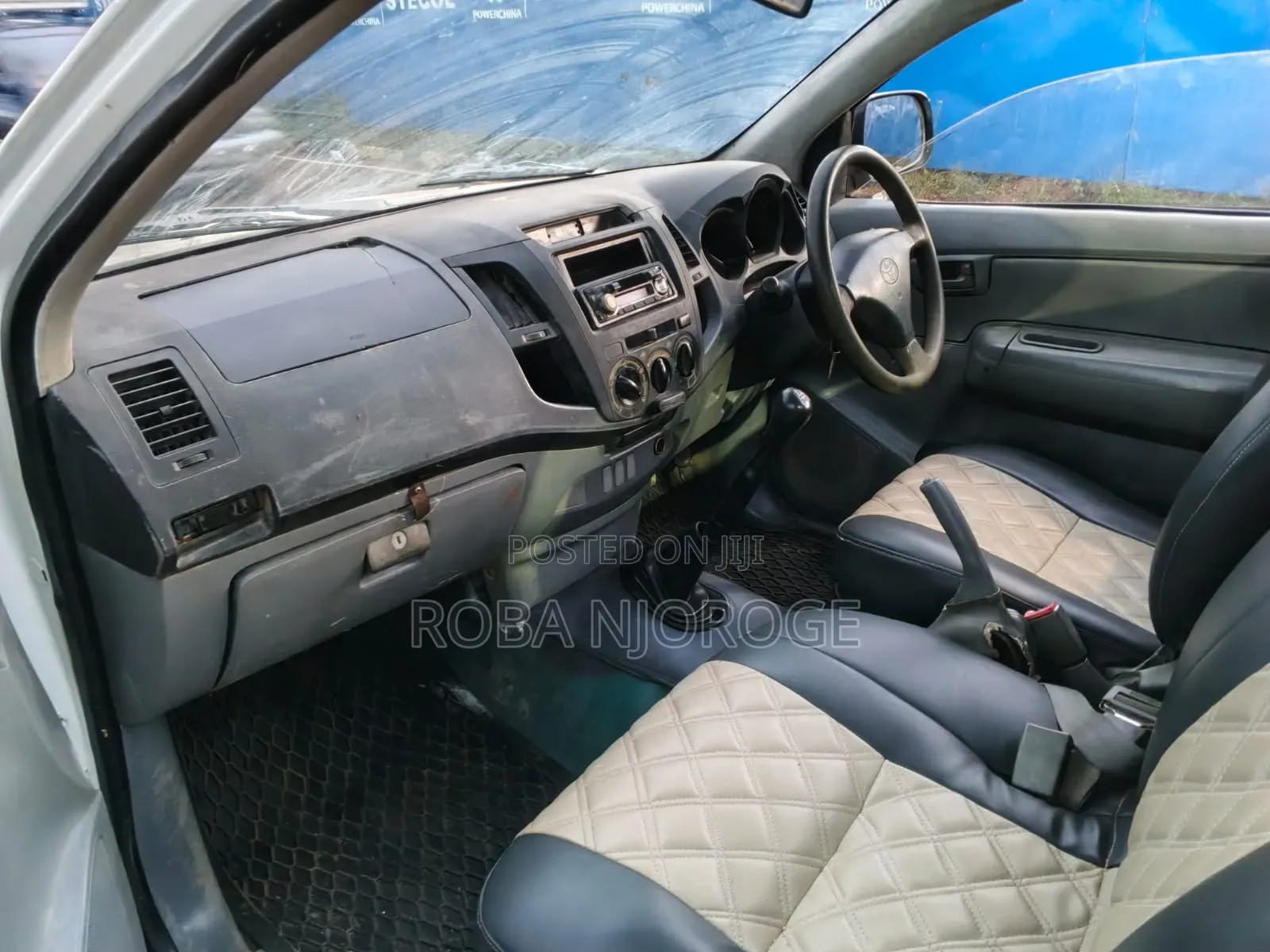 Toyota Hilux 2.5 D-4D 2008 White