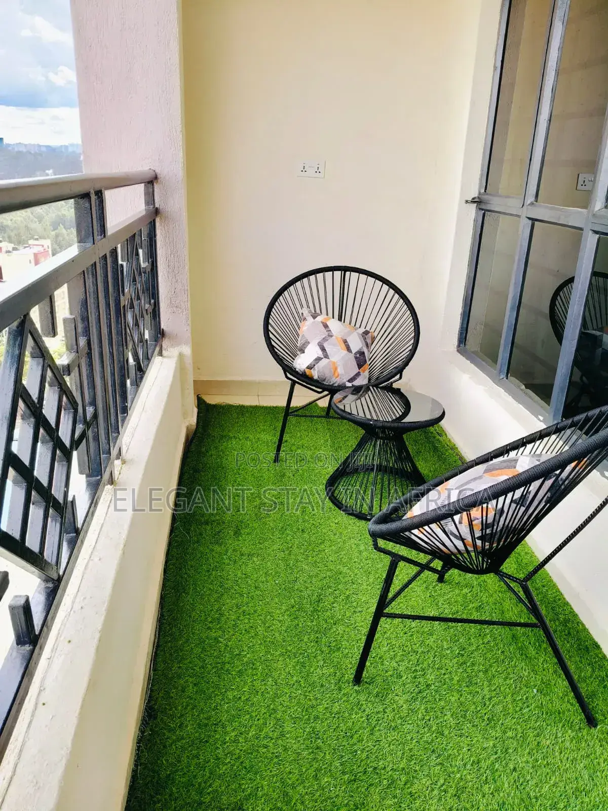 Spacious 2bdrm Available in Parklands at Per Day