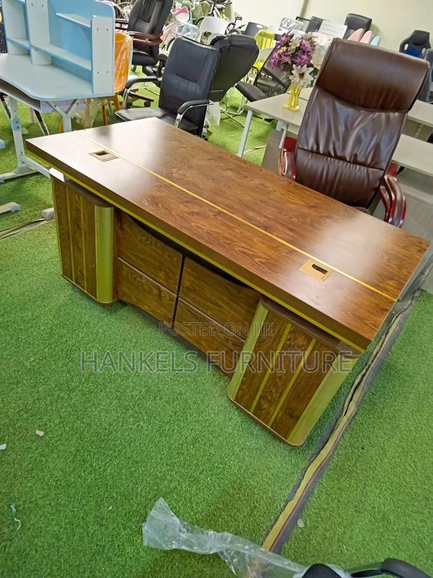 Generic Executive Office Desk - main view