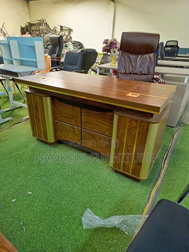 Generic Executive Office Desk - thumbnail 3