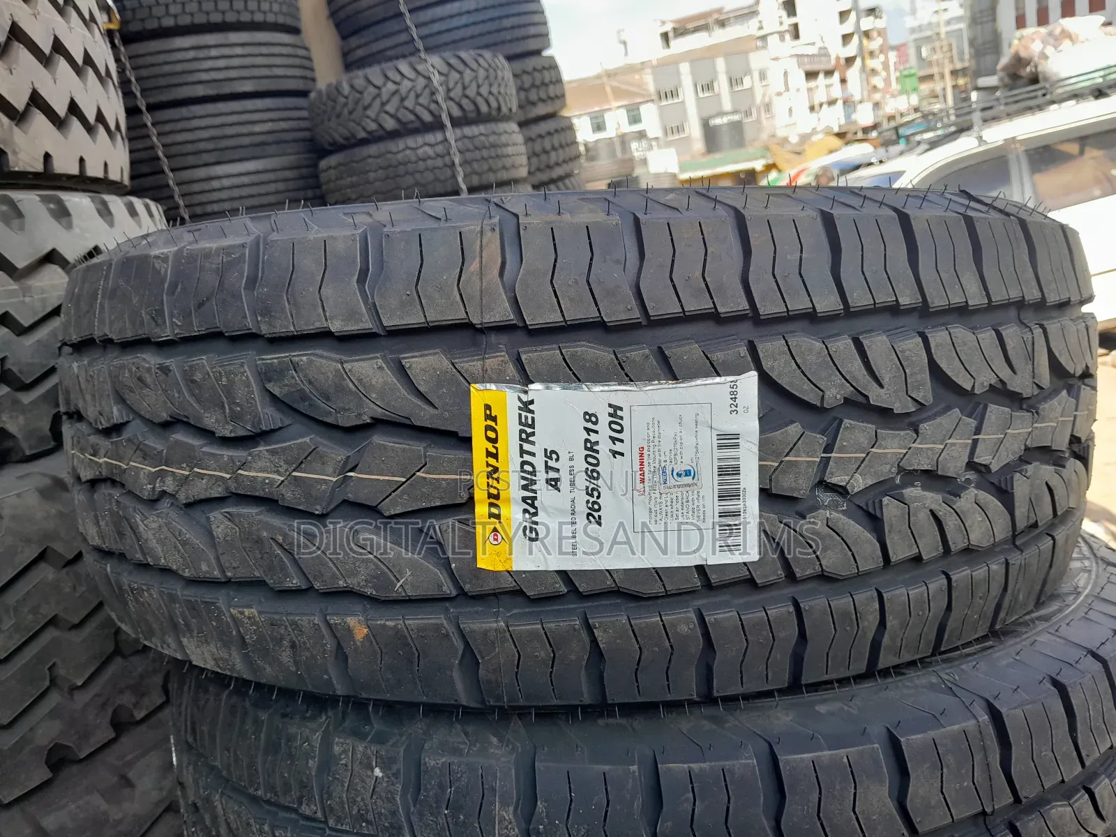 265/60r18 Dunlop Grandtrek Tyres Brand New