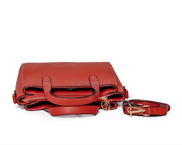 Quality Handbags - thumbnail 3