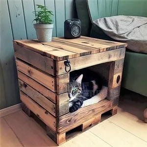 Bark Box Pallet Edition