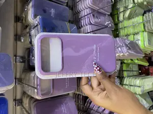 Aweart iPhone 17 Pro Max Liquid Silicone Case With Microfiber Lining
