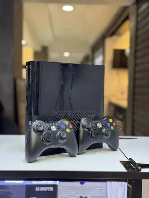 Xbox 360 Chipped With Games and Two Controllers