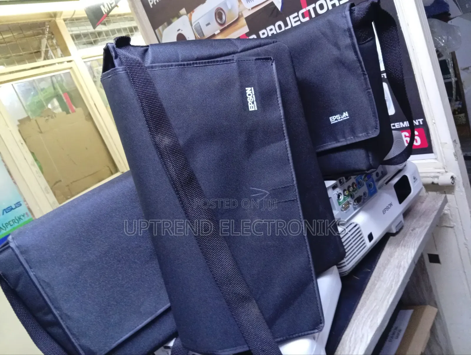 Shockproof Projector Bag – Built for Maximum Safety
