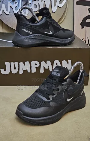 Air Max Zoom Sneaker Shoes For Kids In Size 30,32,32,33,34&35