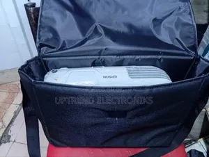 Multi-Storage Projector Bag  – Everything in One Place