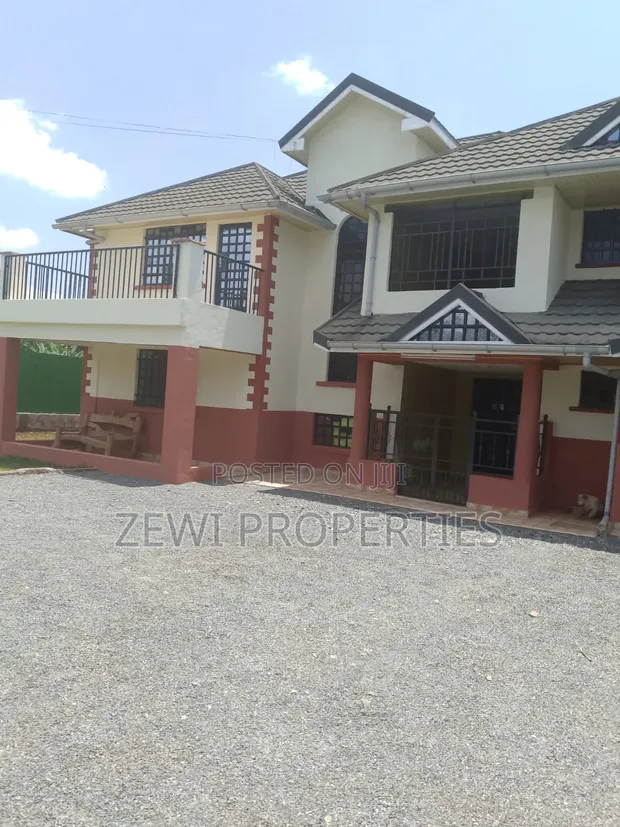 5bdrm Mansion in Thome for sale
