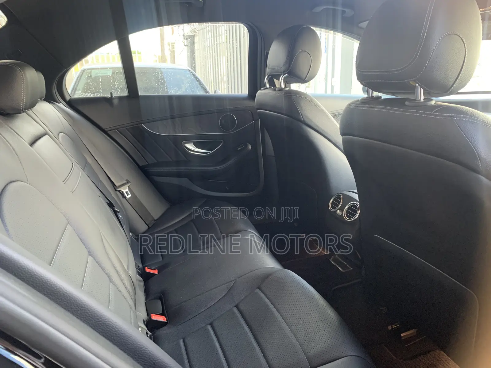 Mercedes-Benz C200 2018 Black