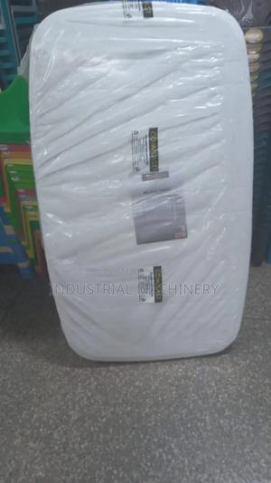 Plastic Table Rectangular - thumbnail 2