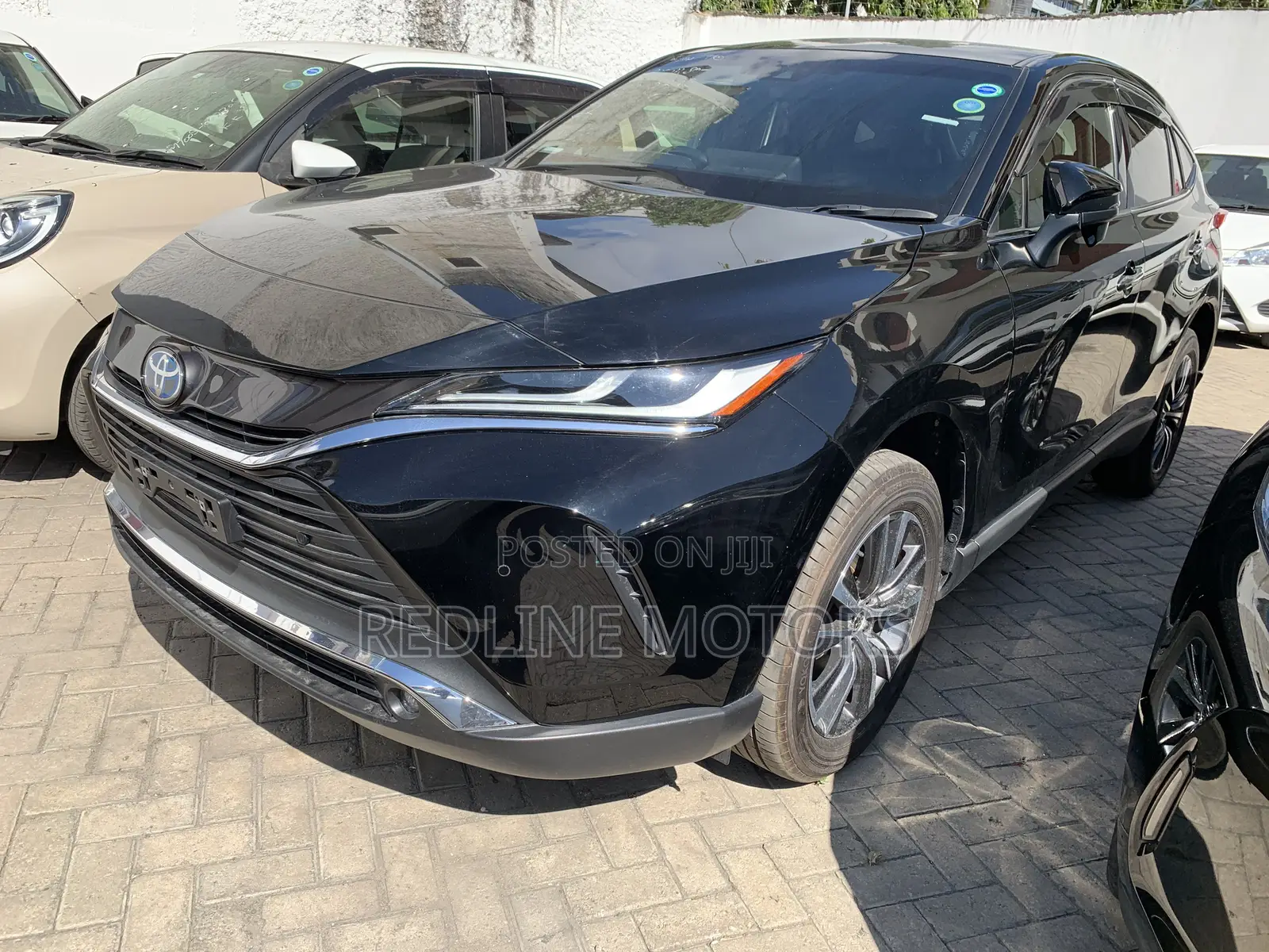 Toyota Harrier 2.5 Hybrid 2020 Black