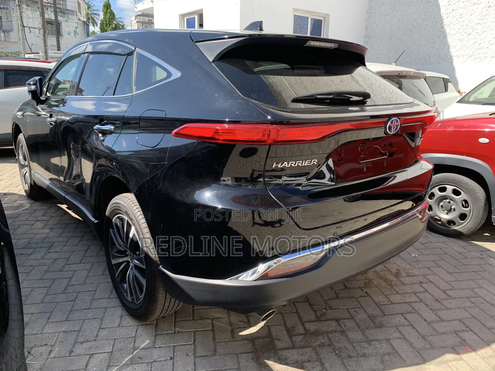 Toyota Harrier 2.5 Hybrid 2020 Black