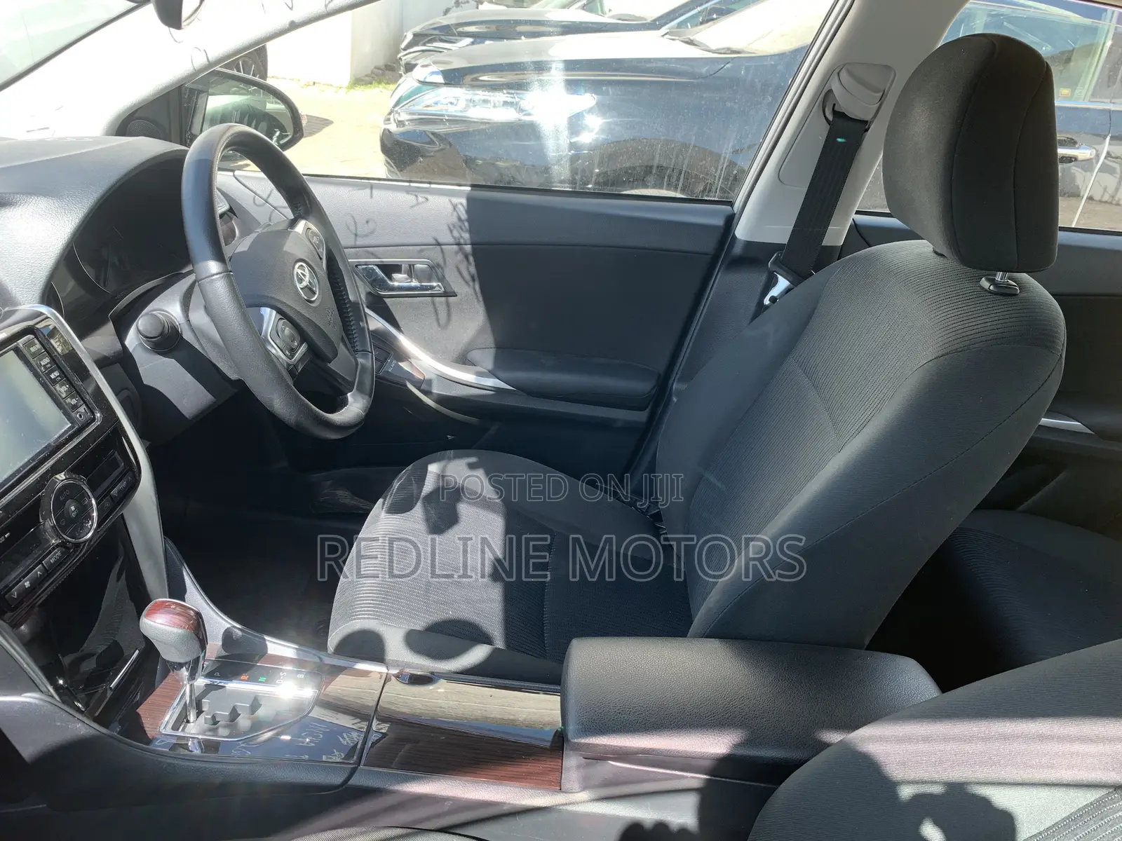 Toyota Premio 1.5 FWD 2018 Silver