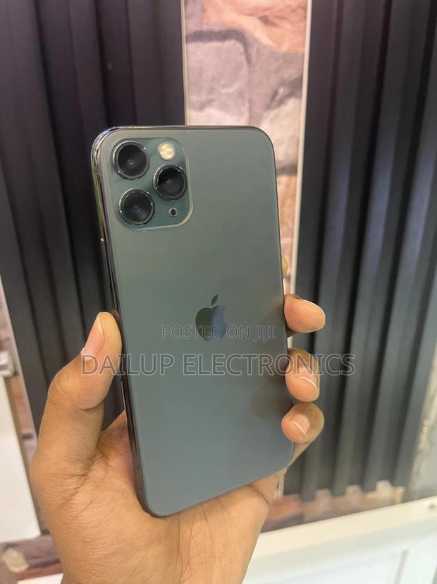 Apple iPhone 11 Pro 256 GB Gray - thumbnail 2