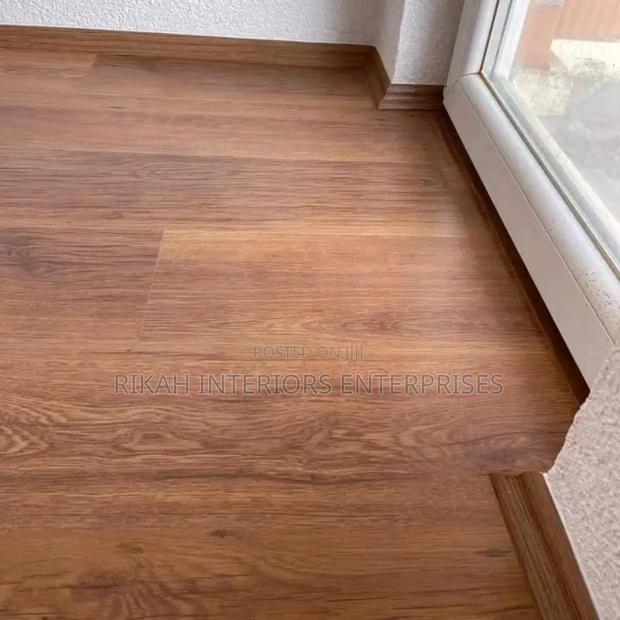 Vinyl Flooring for Kitchen Floor