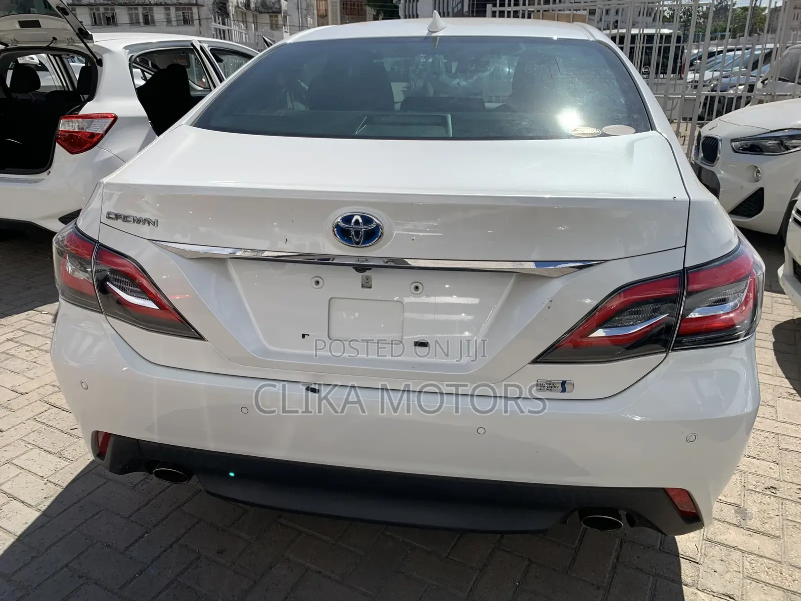 Toyota Crown 2018 White