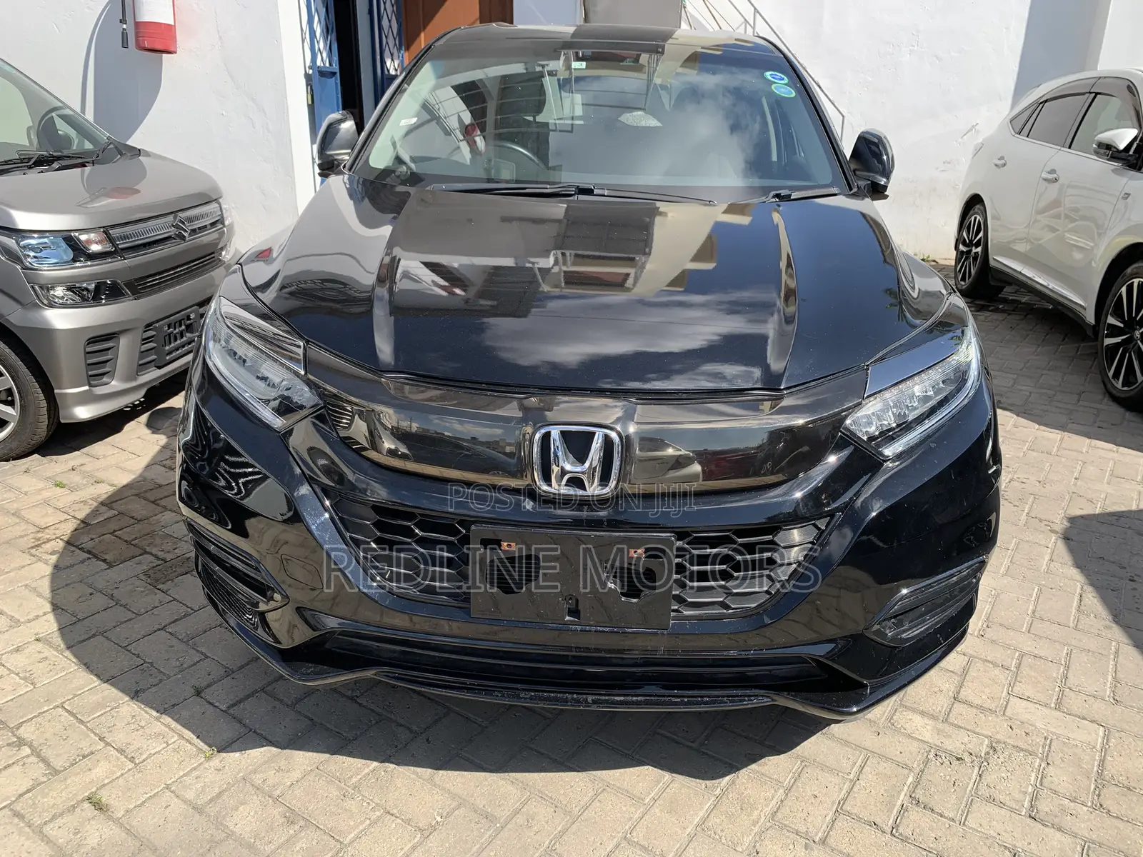 Honda Vezel 1.5 Hybrid 4WD 2018 Black