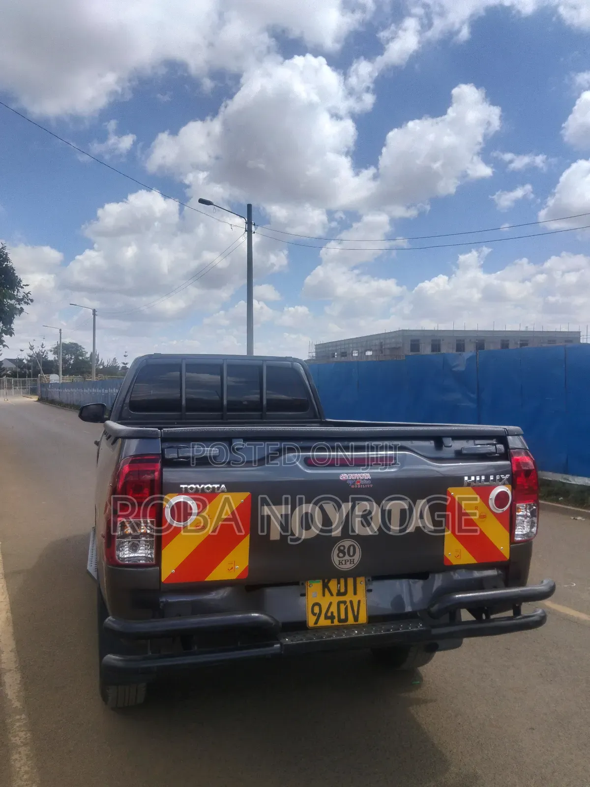 Toyota Hilux 2024 Black